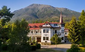 Villa Dr Szontagh Est. 1876